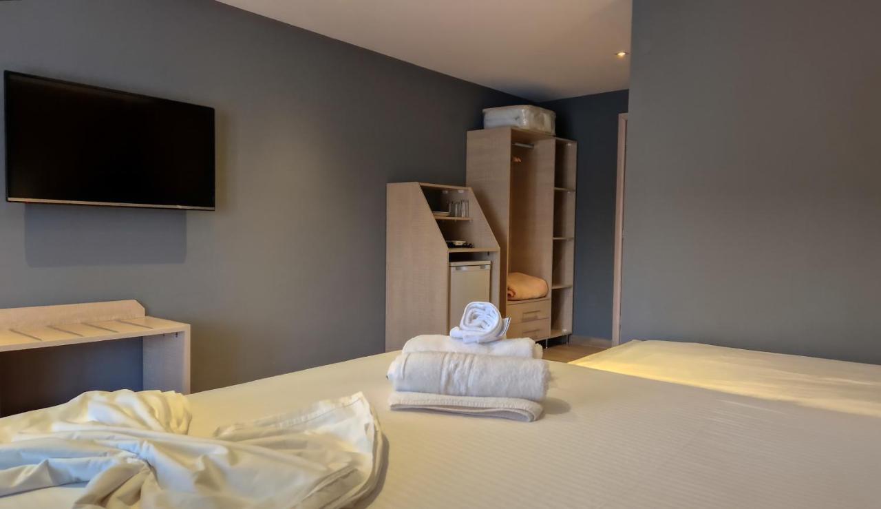 Hotel Viky Sarti Zewnętrze zdjęcie