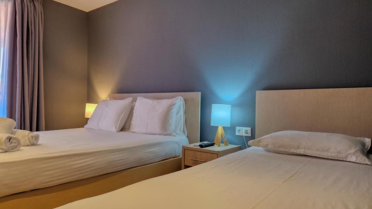 Hotel Viky Sarti Zewnętrze zdjęcie