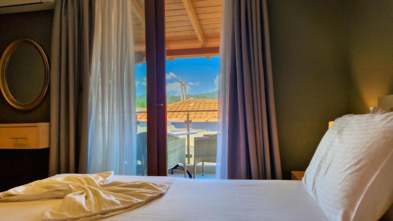 Hotel Viky Sarti Zewnętrze zdjęcie