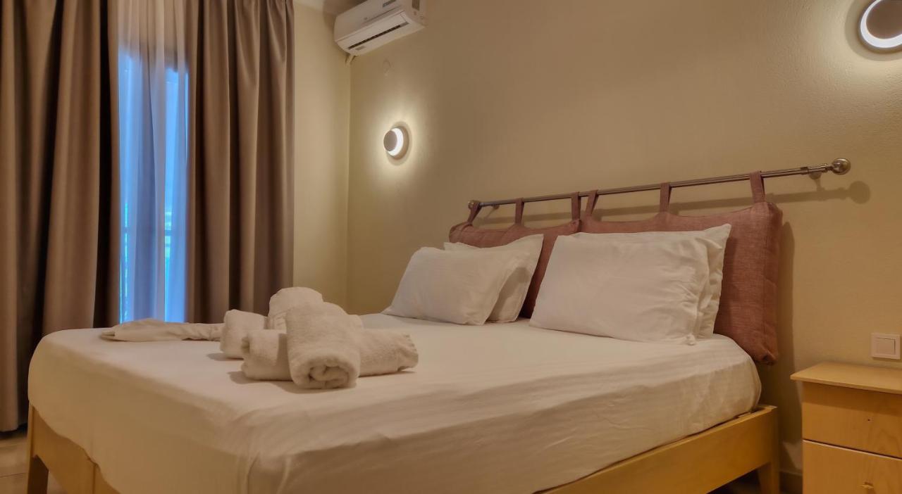Hotel Viky Sarti Zewnętrze zdjęcie